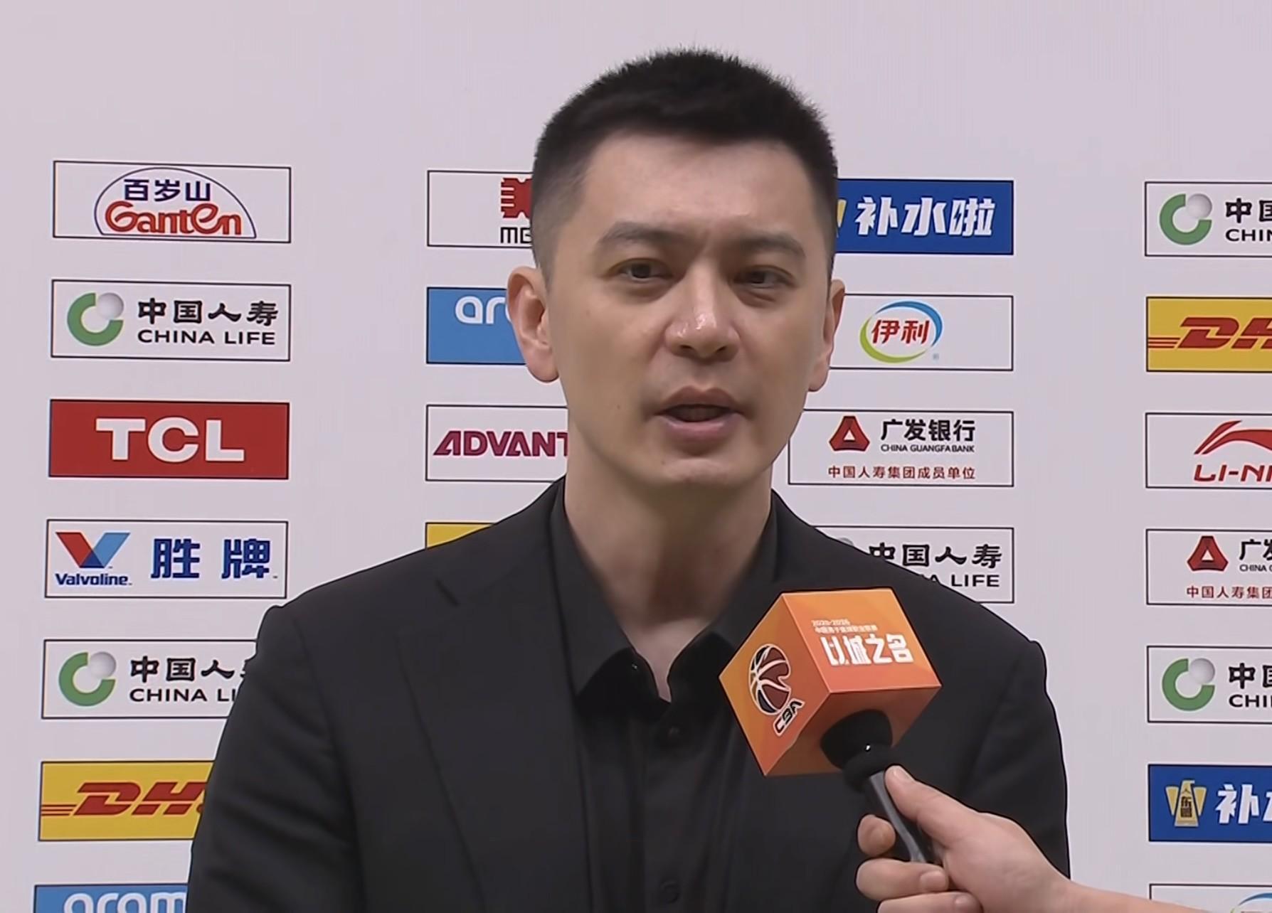 开云集团-杨鸣：赵继伟最后稳定了军心；辽篮方方面面都有问题先顶过困难期
