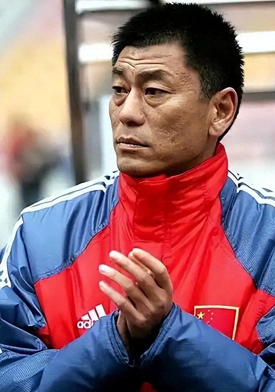 开云团队-上海女足功勋教练，儿子曾是中超最年轻球员，68岁他重掌上海女足